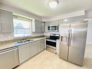 9 Marjorie Trail in Ormond Beach, FL - Building Photo - Building Photo