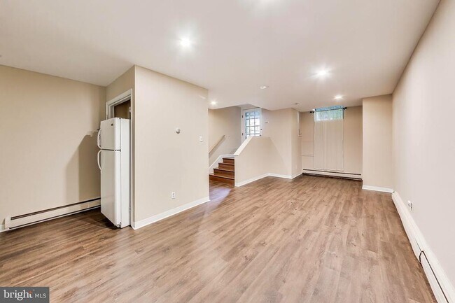 66 V St NW-Unit -2 in Washington, DC - Building Photo - Building Photo