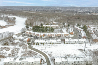 Parkview in Waterbury, CT - Building Photo - Building Photo