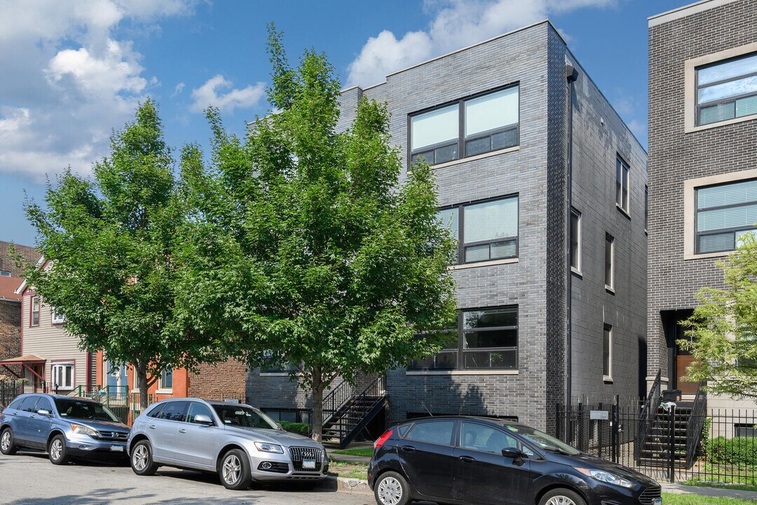 1629 S Miller St in Chicago, IL - Building Photo