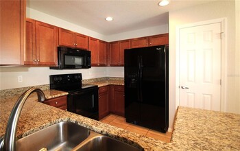 1204 24th St E in Palmetto, FL - Building Photo - Building Photo