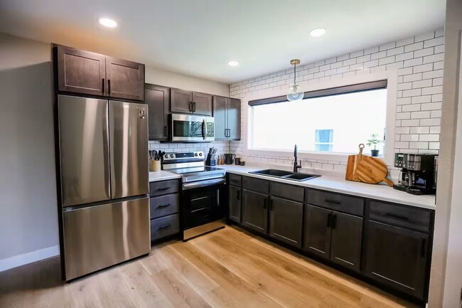 2601 W 13th St in Sioux Falls, SD - Foto de edificio - Building Photo