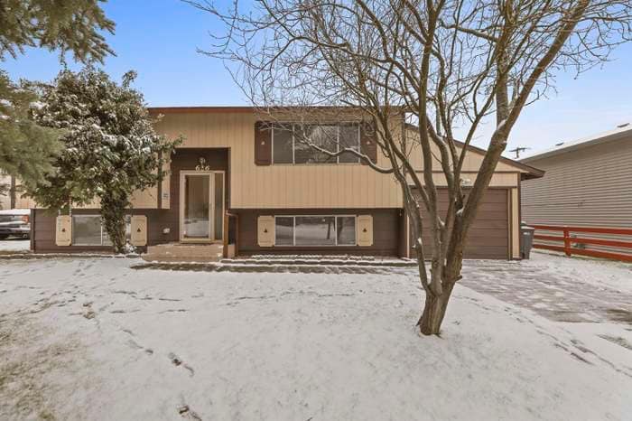 626 S Beeman St in Airway Heights, WA - Foto de edificio