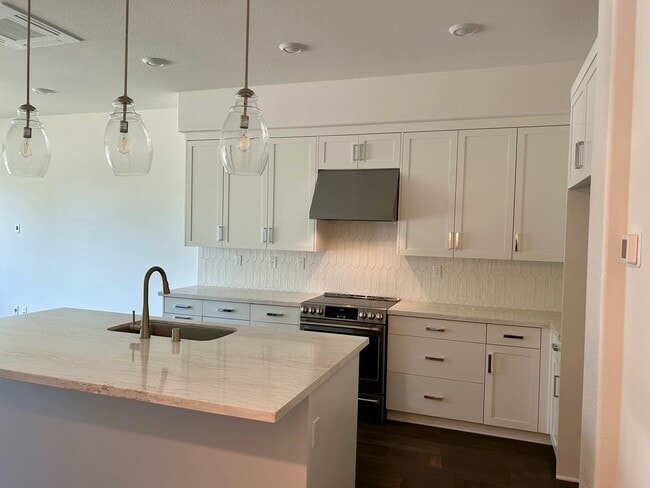 21507 Dana Pt Ln in Cupertino, CA - Building Photo - Building Photo