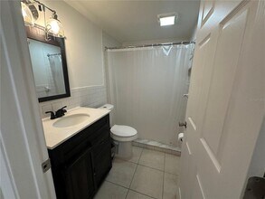 918 E 121st Ave in Tampa, FL - Building Photo - Building Photo