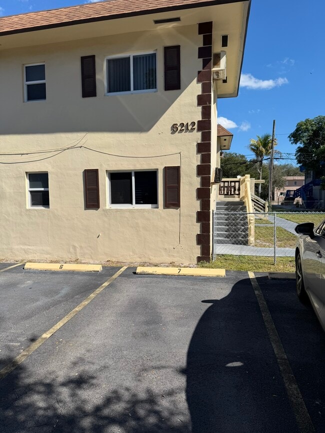 5212 SW 91st Ave, Unit 5 in Cooper City, FL - Building Photo - Building Photo