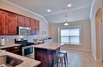 6124 Amberjack Trail in Fort Worth, TX - Building Photo - Building Photo