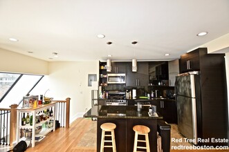 1616 Beacon St, Unit 3 in Brookline, MA - Building Photo - Building Photo