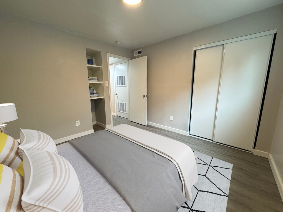 Foothills West Apartments in Colorado Springs, CO - Building Photo