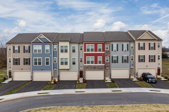 Towns at Walnut Ridge in Frederick, MD - Building Photo - Building Photo