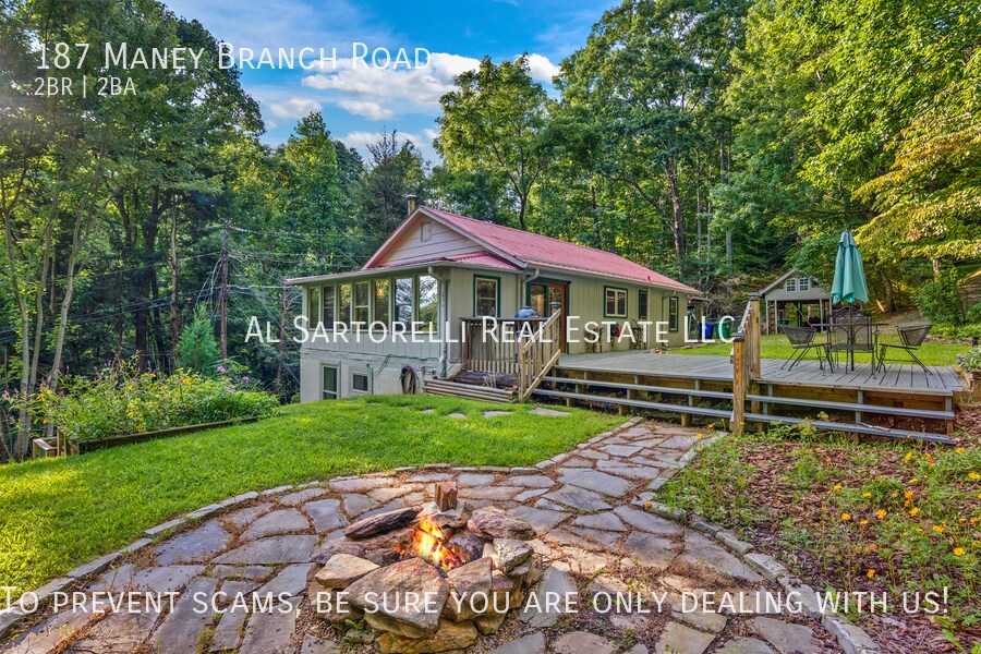 187 Maney Branch Rd in Weaverville, NC - Building Photo