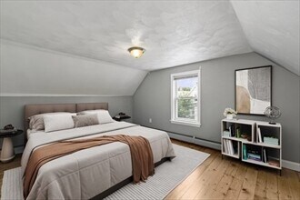 329 Washington St, Unit 2L in Somerville, MA - Foto de edificio - Building Photo