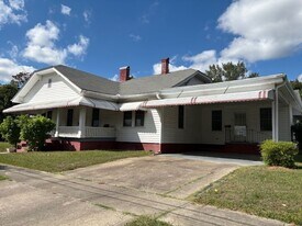104 E Capitola Ave in Kinston, NC - Building Photo