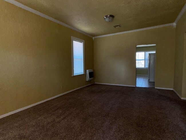 909 NW Bell Ave in Lawton, OK - Foto de edificio - Building Photo