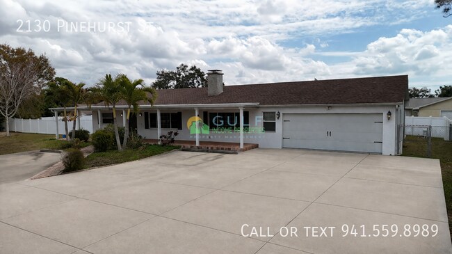 2130 Pinehurst St in Sarasota, FL - Building Photo - Building Photo