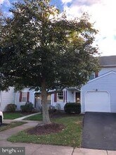 103 Lennox Ct in Lansdale, PA - Building Photo - Building Photo