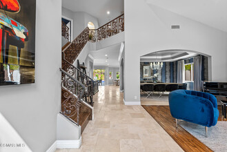 4724 Noble Ave in Los Angeles, CA - Building Photo - Building Photo