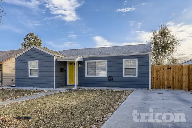1364 Ironton St in Aurora, CO - Building Photo - Building Photo