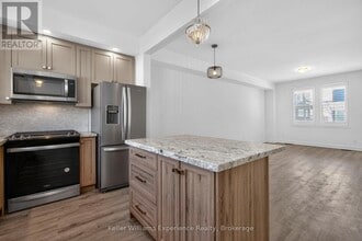 10 Danielle Cres in Midland, ON - Building Photo - Building Photo