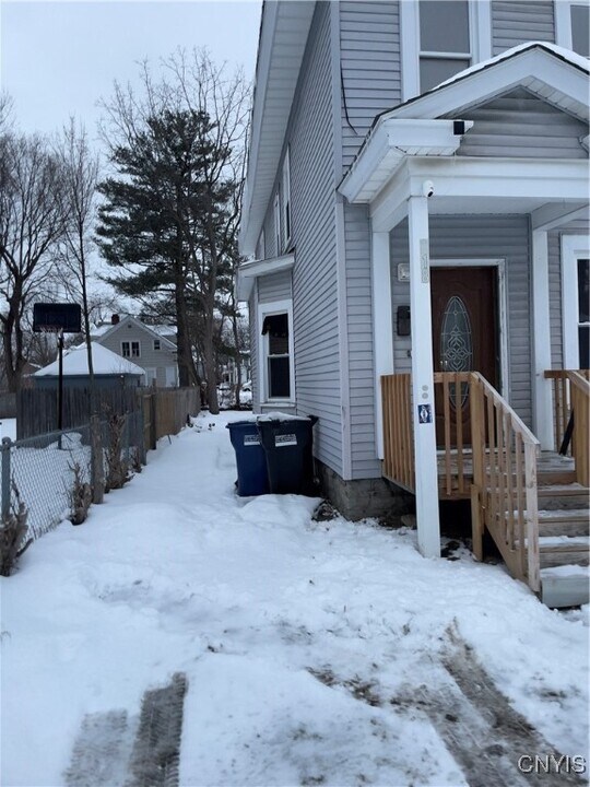 318 Kellogg St in Syracuse, NY - Building Photo