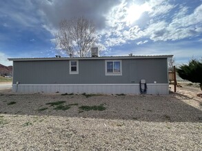 756 S 175 E in Kanab, UT - Building Photo - Building Photo