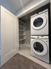 1304 Rutherford Rd SW in Edmonton, AB - Building Photo - Building Photo