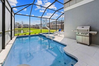 4644 Thesaurus Dr in Orlando, FL - Building Photo - Building Photo
