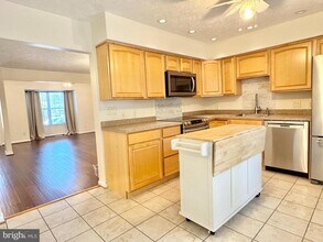 105 Staunton Ct in Stafford, VA - Building Photo - Building Photo