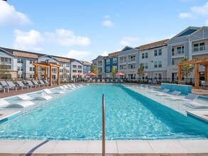 Reserve at Ventana Lakes in Katy, TX - Building Photo - Building Photo