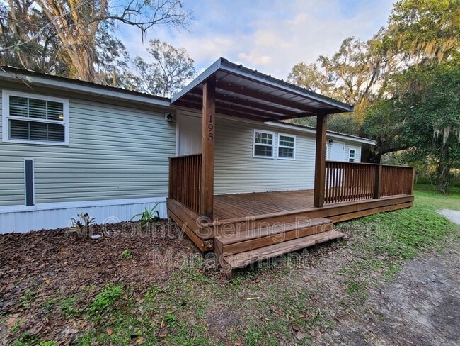 property at 193 SW Bulldawg Gln