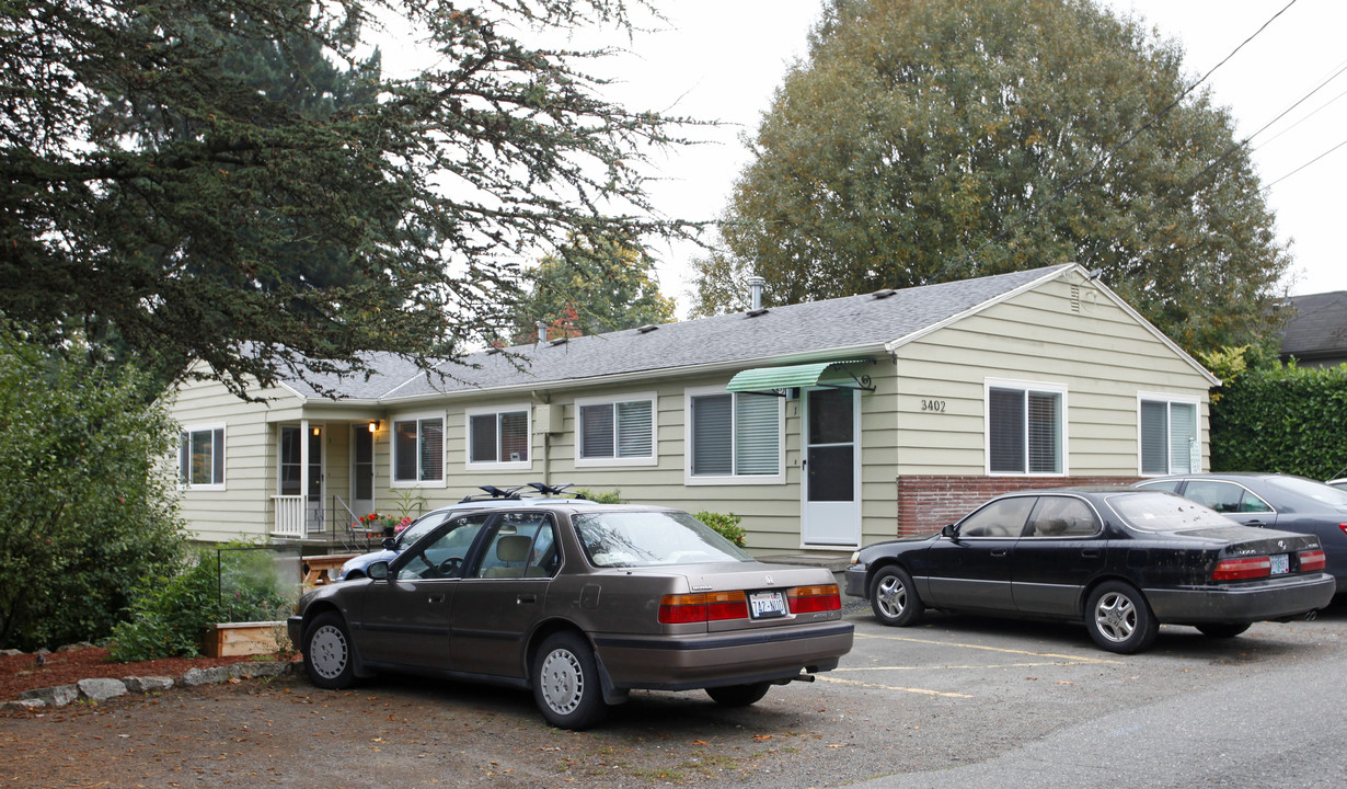 3402-3408 SW 11th Ave in Portland, OR - Foto de edificio