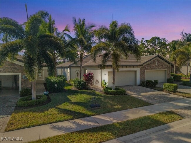9180 Glenforest Dr in Naples, FL - Building Photo - Building Photo