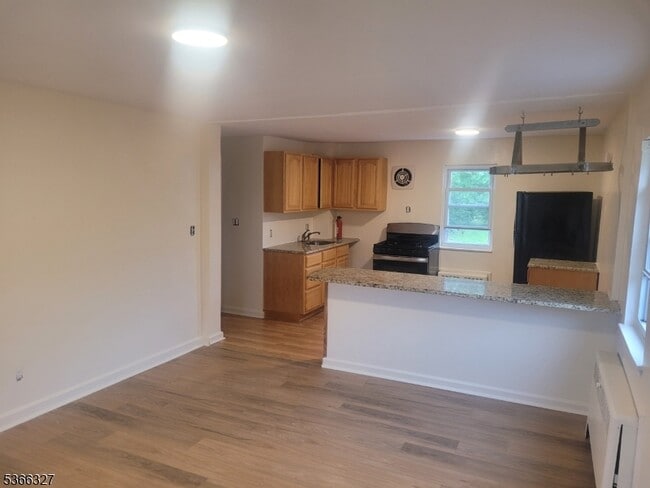 136 Belmohr St in Belleville, NJ - Building Photo - Building Photo