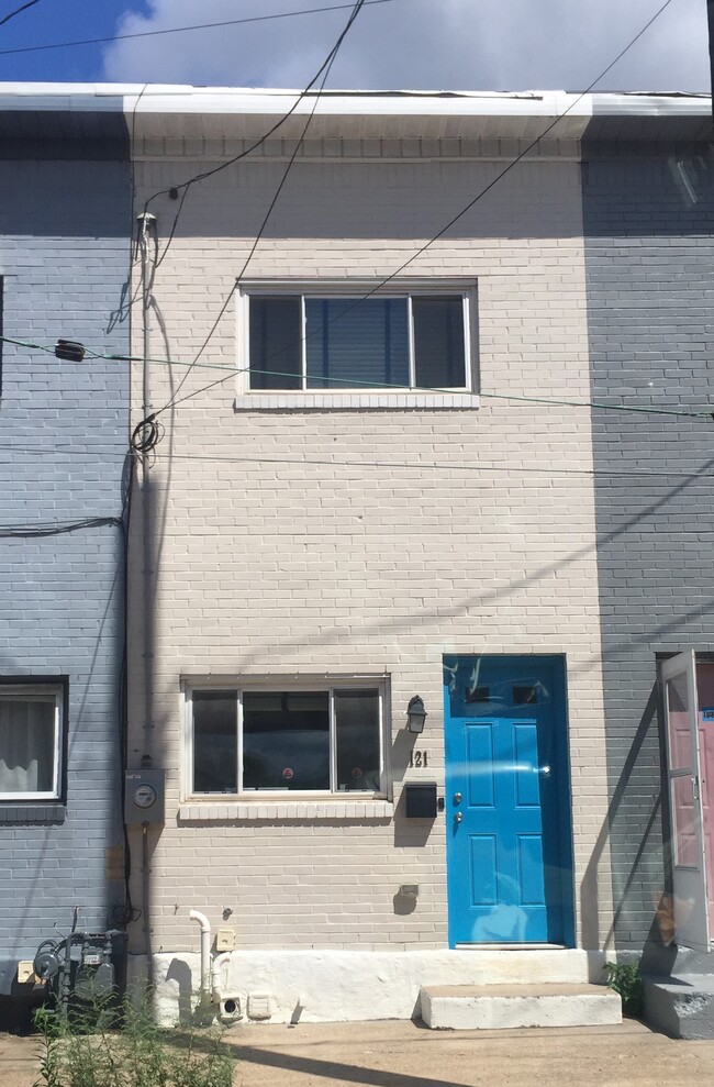property at 121 40th St