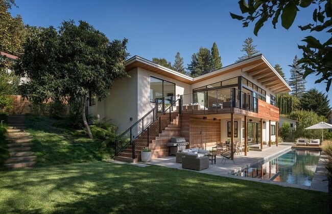 property at 1 Meyer Ln