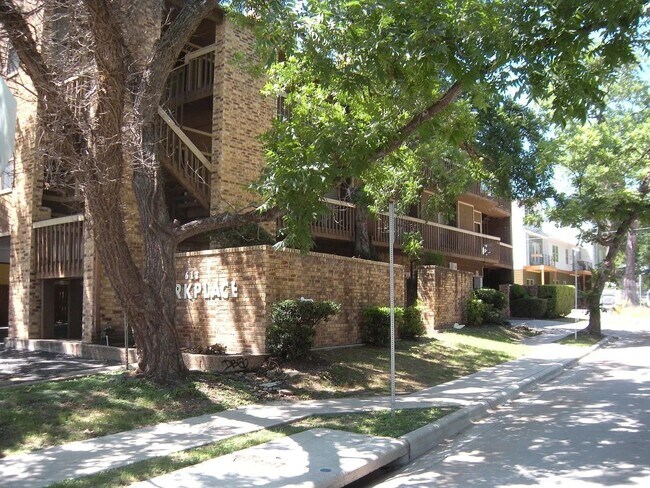 property at 612 Park Pl
