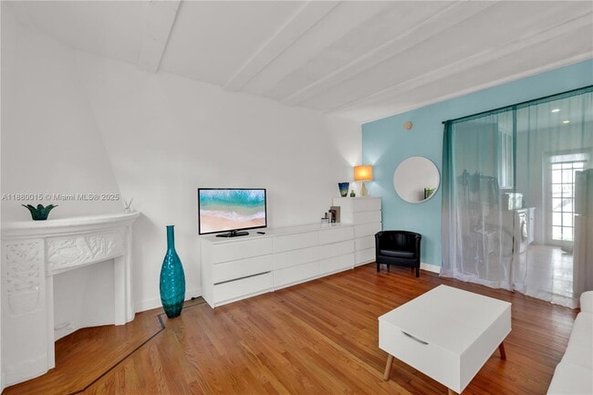 property at 439 15th St
