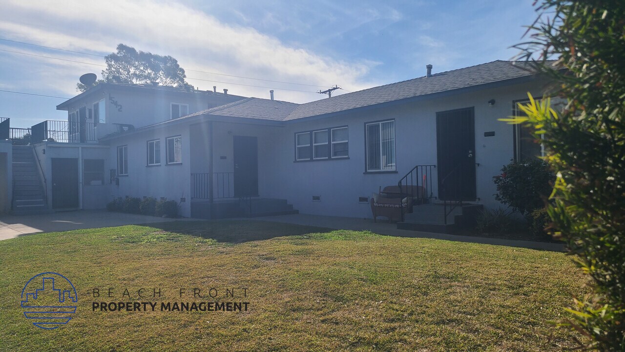 1534-1548 W. 20th St. in Long Beach, CA - Foto de edificio