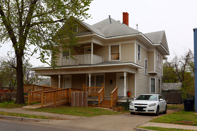 1304 NW 16th St in Oklahoma City, OK - Building Photo - Building Photo