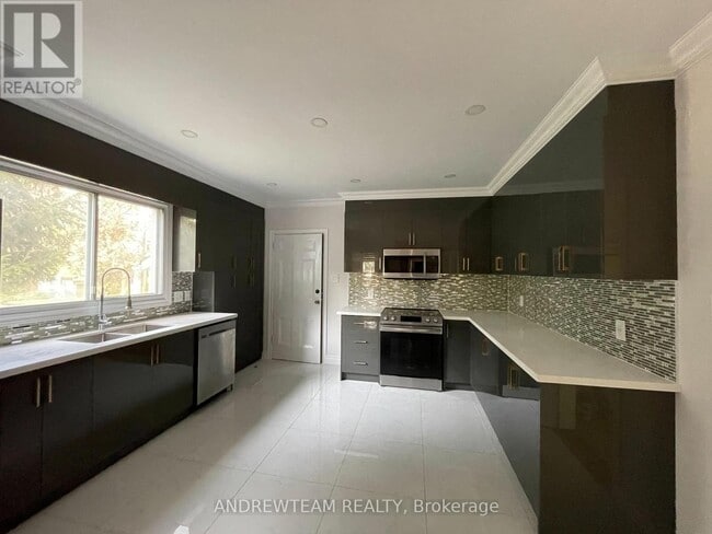 3 Church St S in Richmond Hill, ON - Building Photo - Building Photo