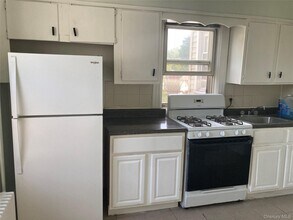 21 Congress St in New Rochelle, NY - Building Photo - Building Photo