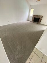 445 Almond Dr in Lodi, CA - Building Photo - Building Photo