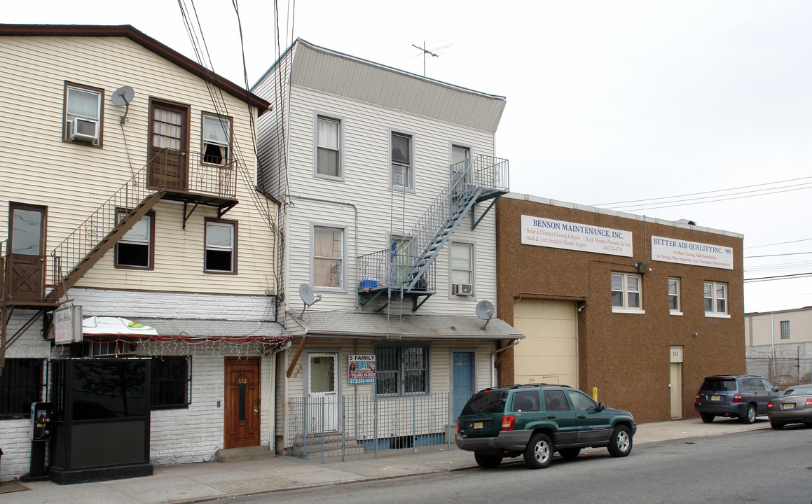 554 Ferry St in Newark, NJ - Building Photo