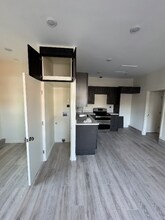 33343 5th St in Union City, CA - Foto de edificio - Building Photo