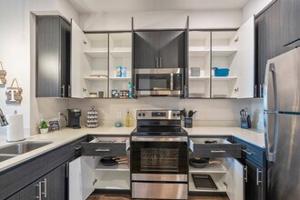 711 W Broadway Rd, Unit SI ID1366975P in Tempe, AZ - Foto de edificio - Building Photo