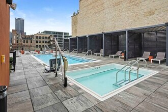 174 N Aberdeen St in Chicago, IL - Foto de edificio - Building Photo