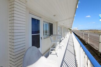 111 S Dudley Ave in Ventnor City, NJ - Building Photo - Building Photo