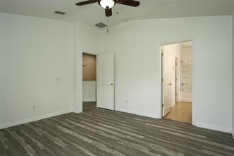 10735 Yellow Tiger Lily Dr in Orlando, FL - Building Photo - Building Photo