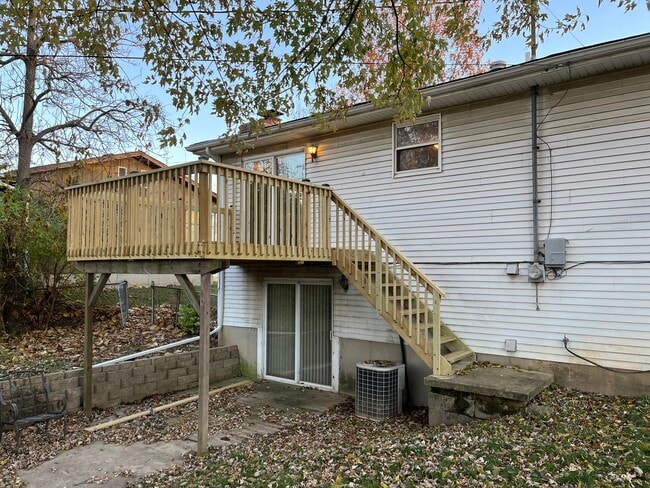 30 Old Orchard Ln in Monroe, OH - Building Photo - Building Photo