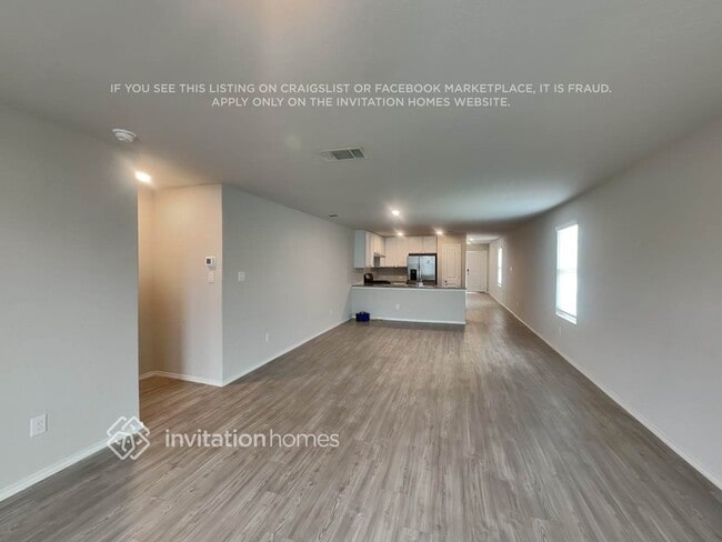 10511 Varmus Dr in Converse, TX - Building Photo - Building Photo